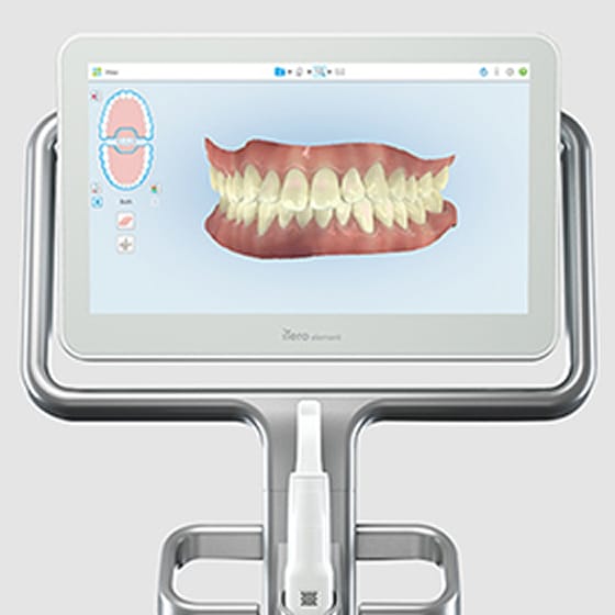 口腔内スキャナー