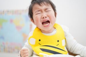 仕上げ歯磨きを嫌がる時の対処法は？箕面市の小児歯科医が徹底解説