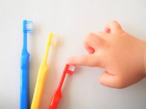 子どもが歯医者に通う頻度は？検診は必要？無理なく通う工夫も解説