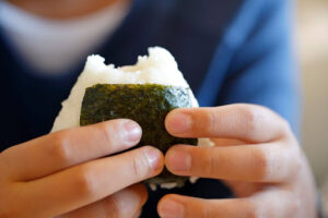 虫歯になりにくいおやつ7選！子どもが虫歯になる理由も解説